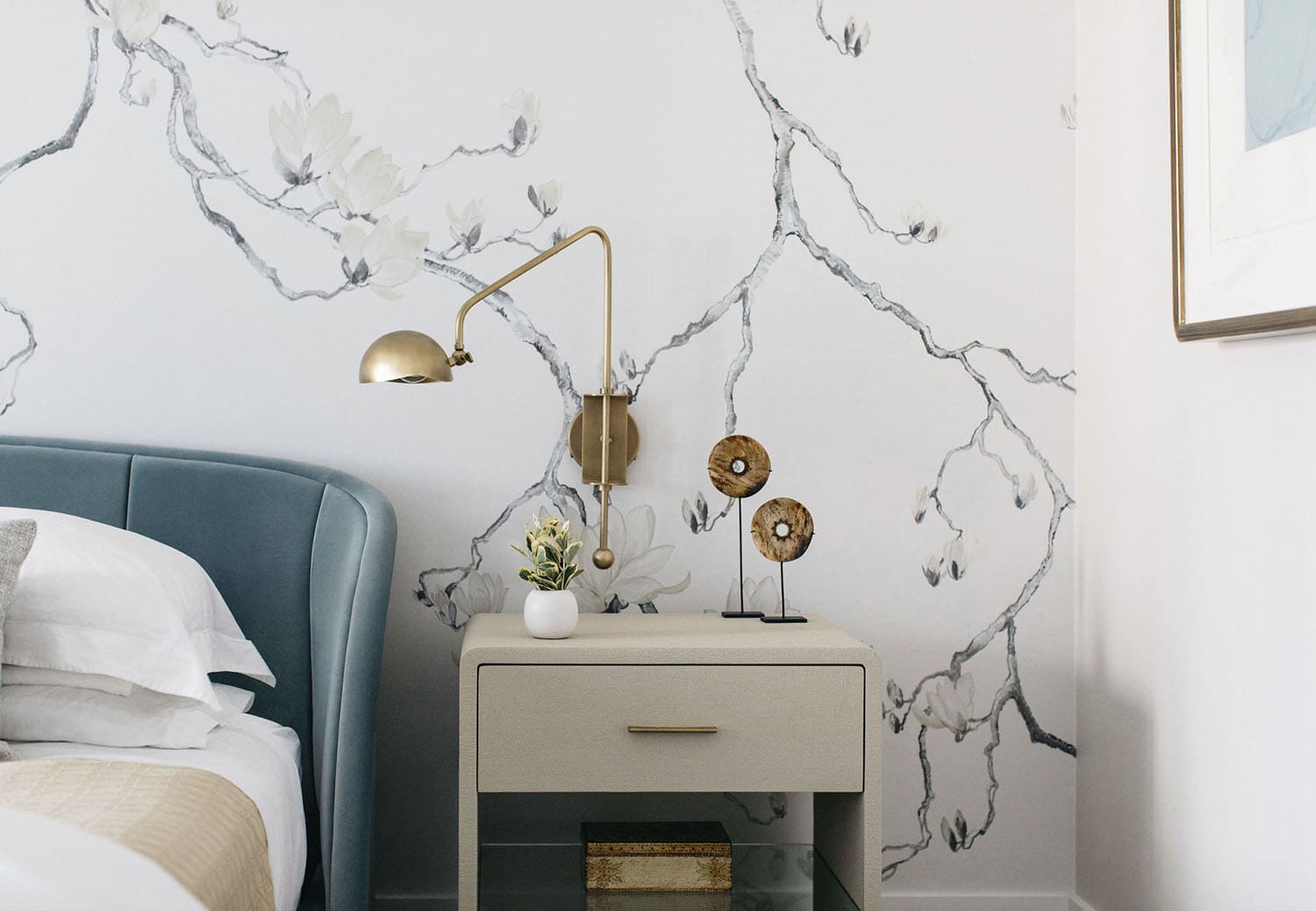 contemporary-bedroom