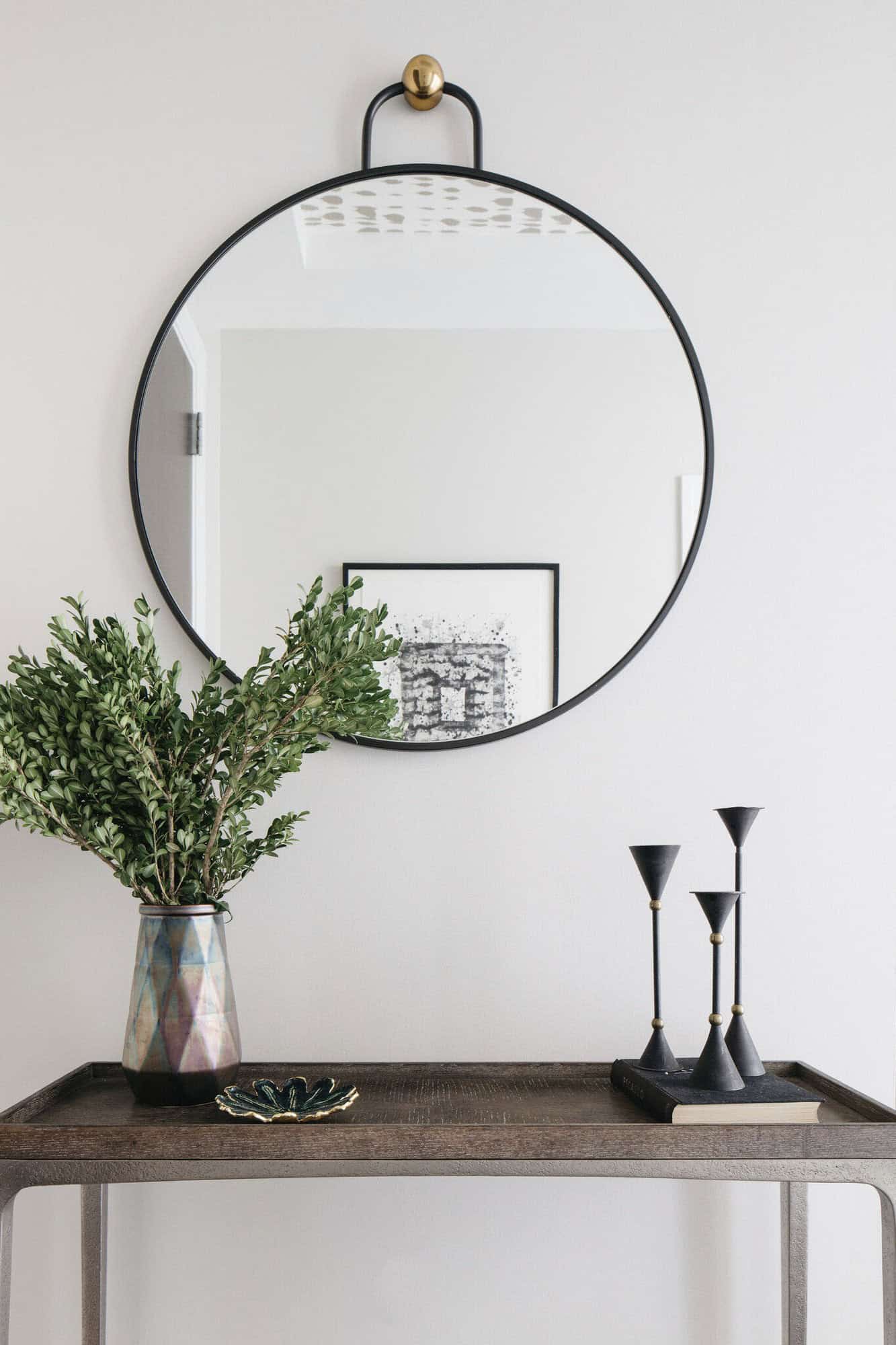 contemporary-condo-entry-console-table