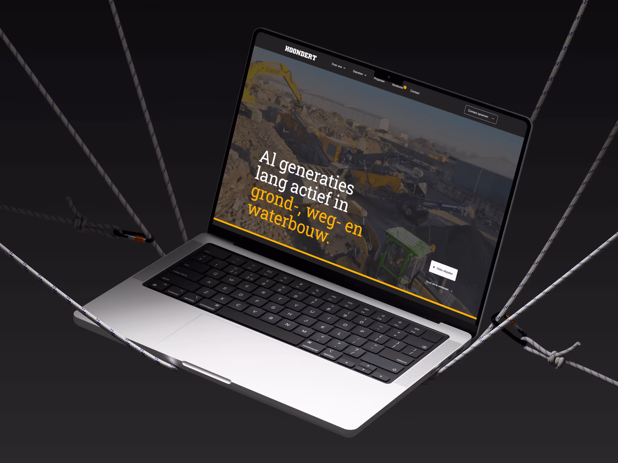 Laptop waarop de website van Hoondert wordt weergegeven.