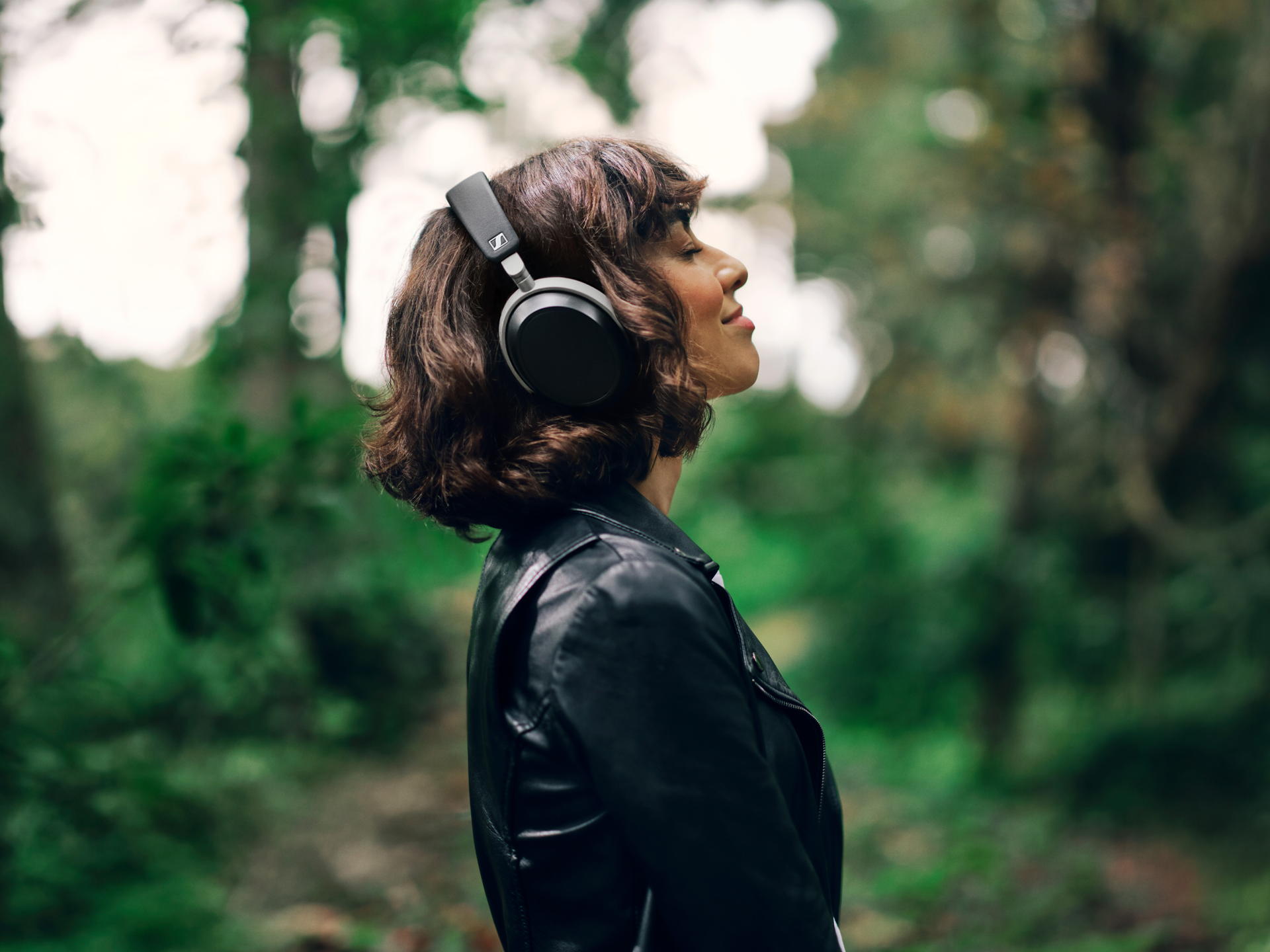 Sennheiser HDB 630 gedragen