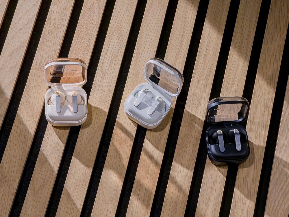 Samsung Galaxy Buds4-serie in drie kleuren
