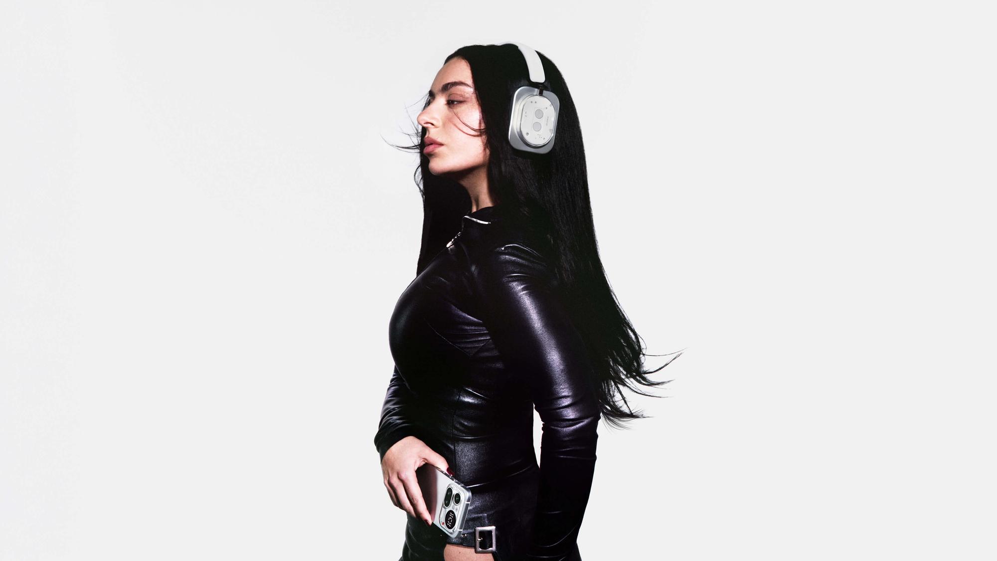 Nothing Headphone (1)