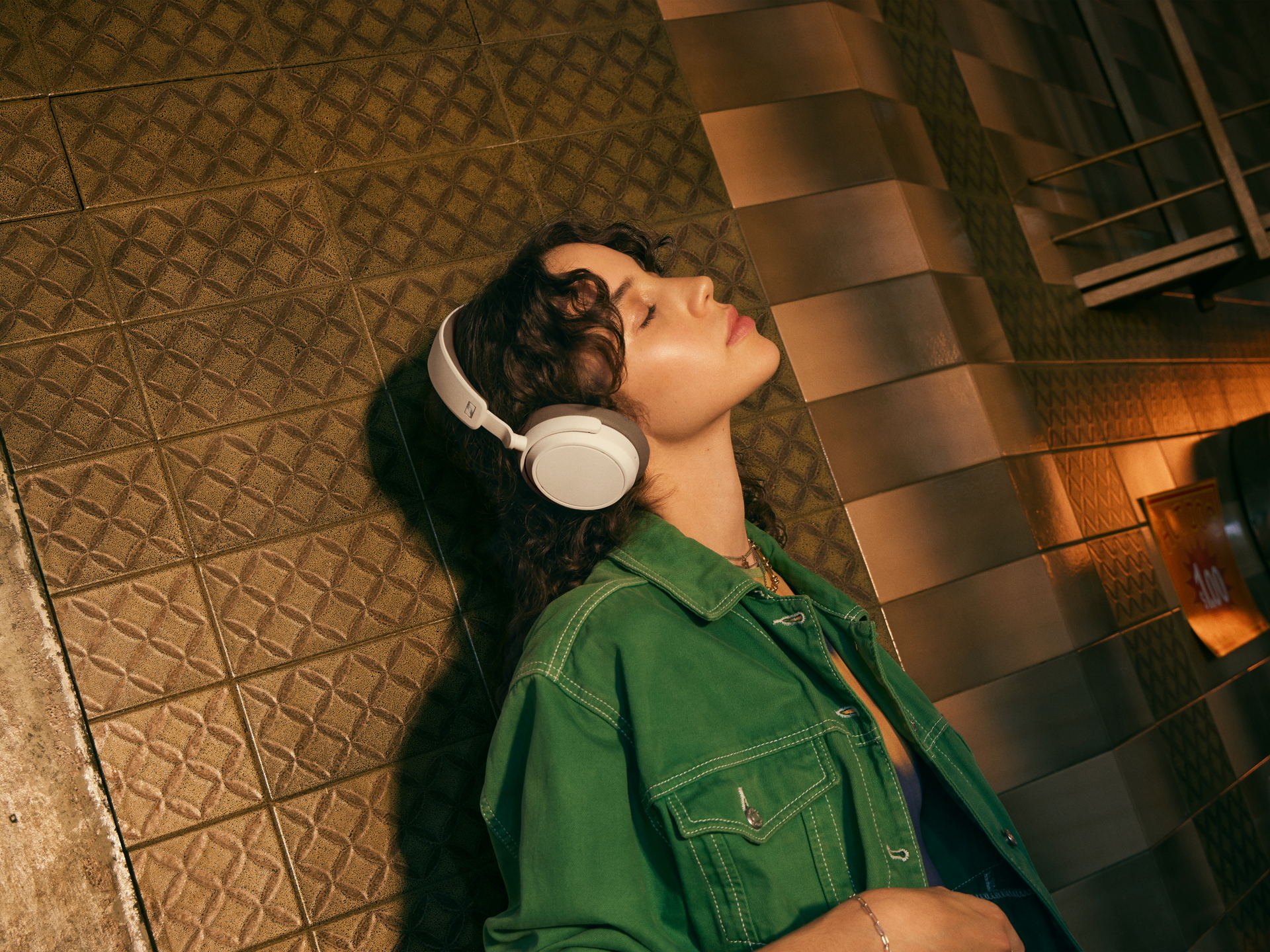 Sennheiser Accentum Plus