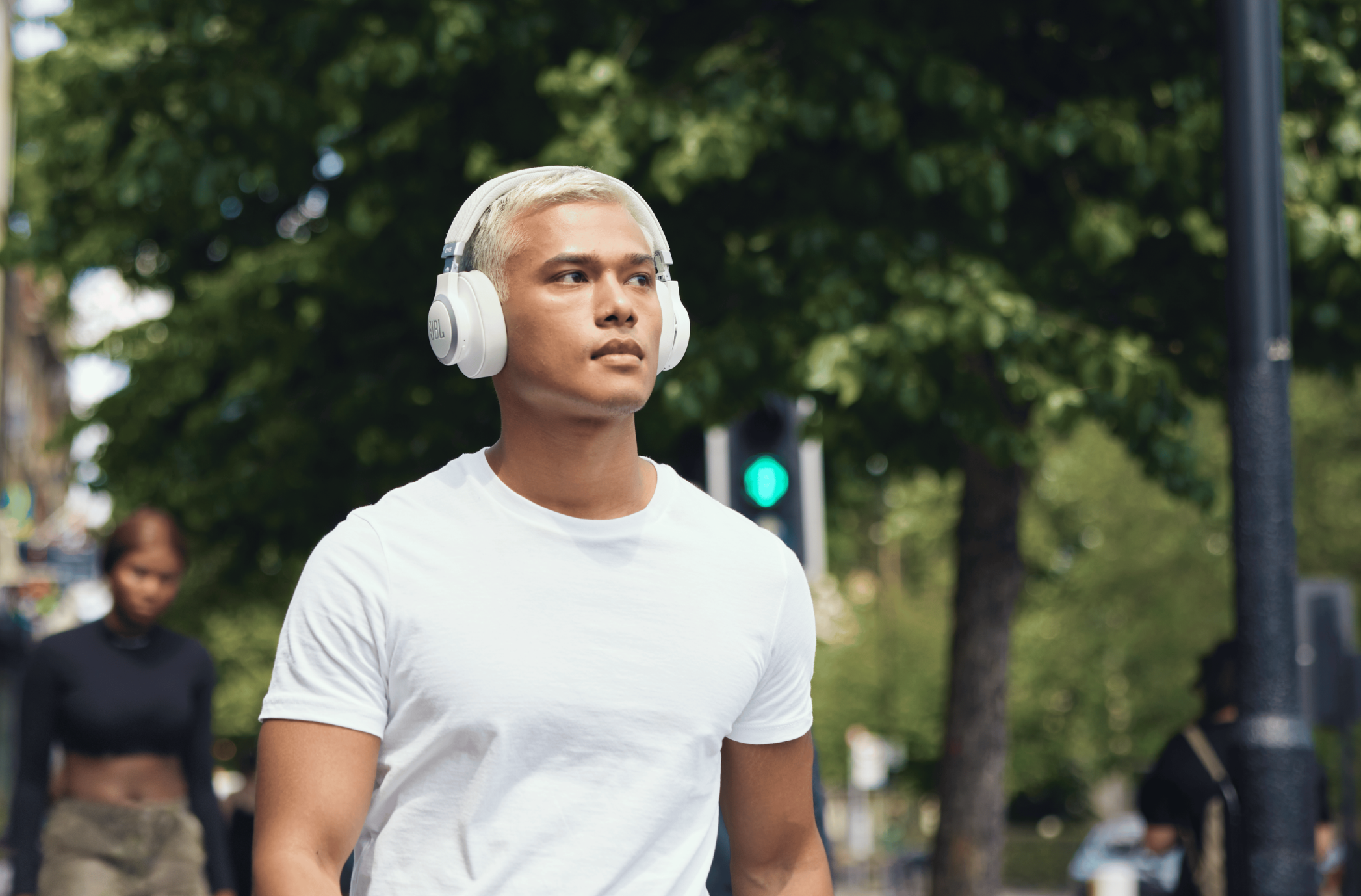 JBL Live 770NC