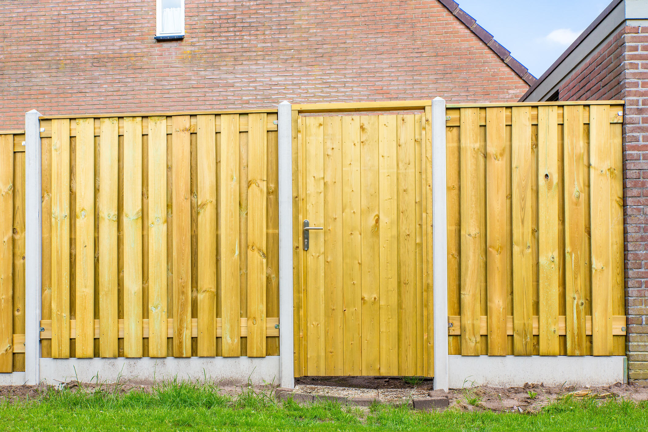 Choosing the Right Fence Type