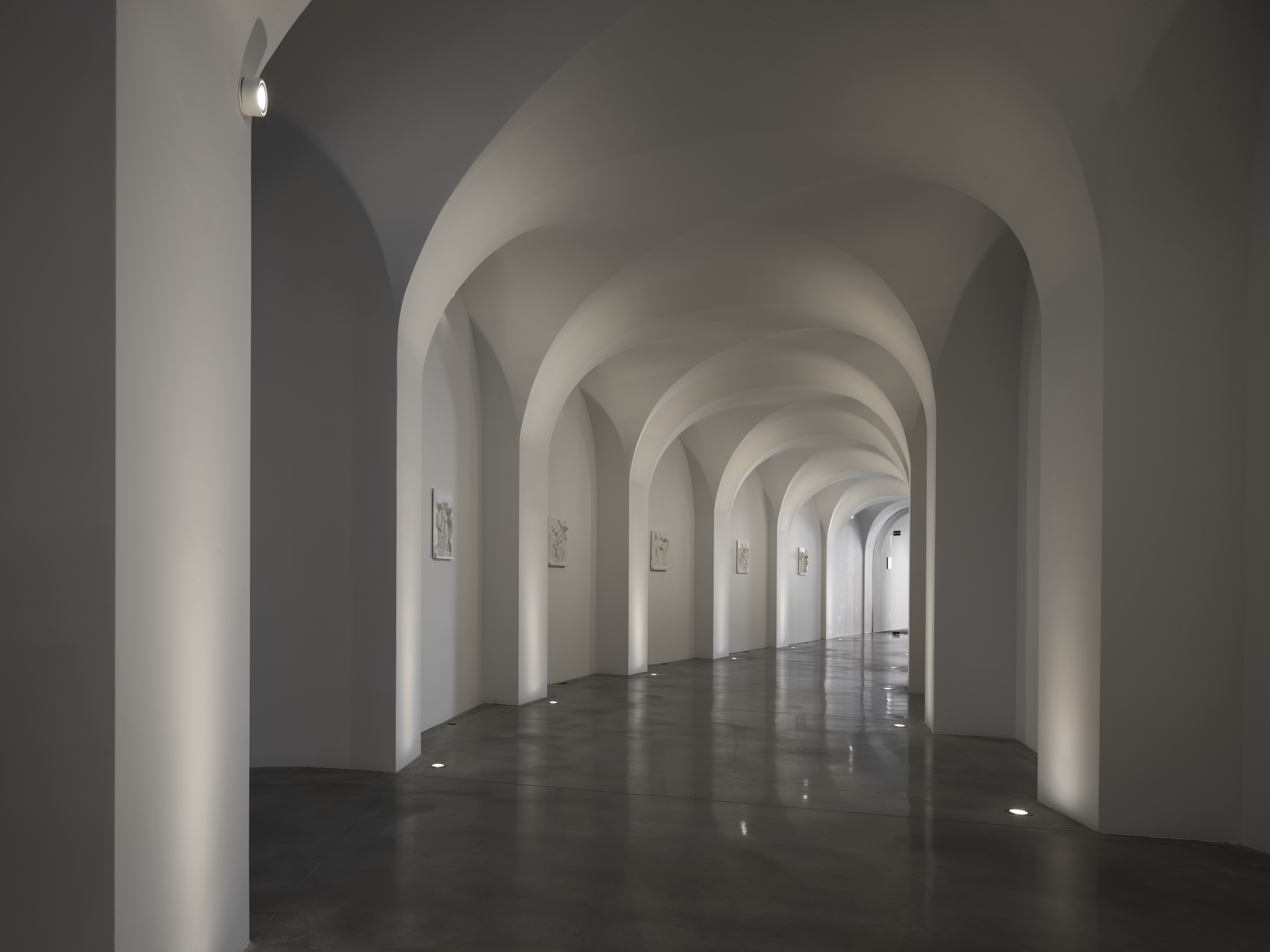 101 Spadina's rooftop balcony with seating and barbeques. 