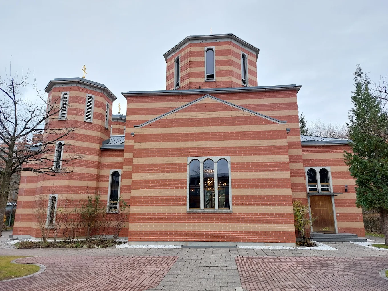 Serbian Orthodox Church of Saint Martyr Jovan Vladimir in Munich (Neuperlach)
