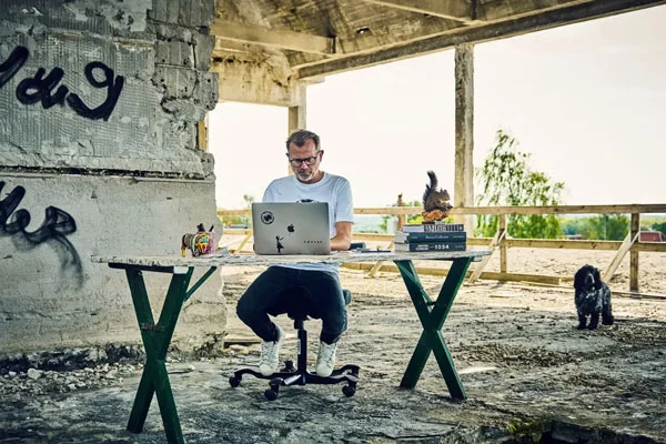 Jeppe Klausen – freelance AD'er, grafisk + webdesigner i Aarhus