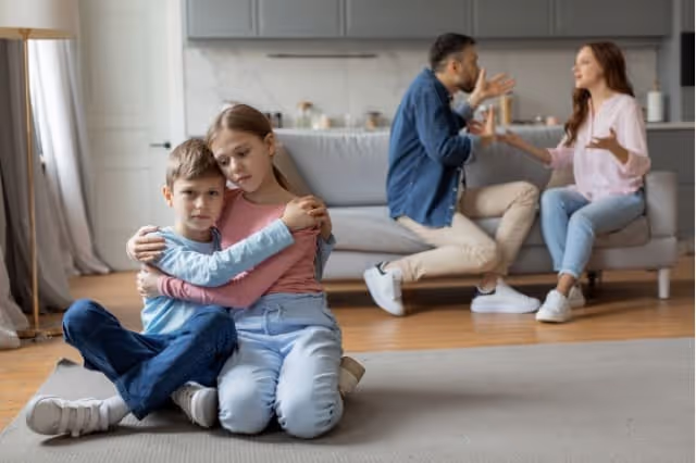 Kinder leiden unter Familienstreit