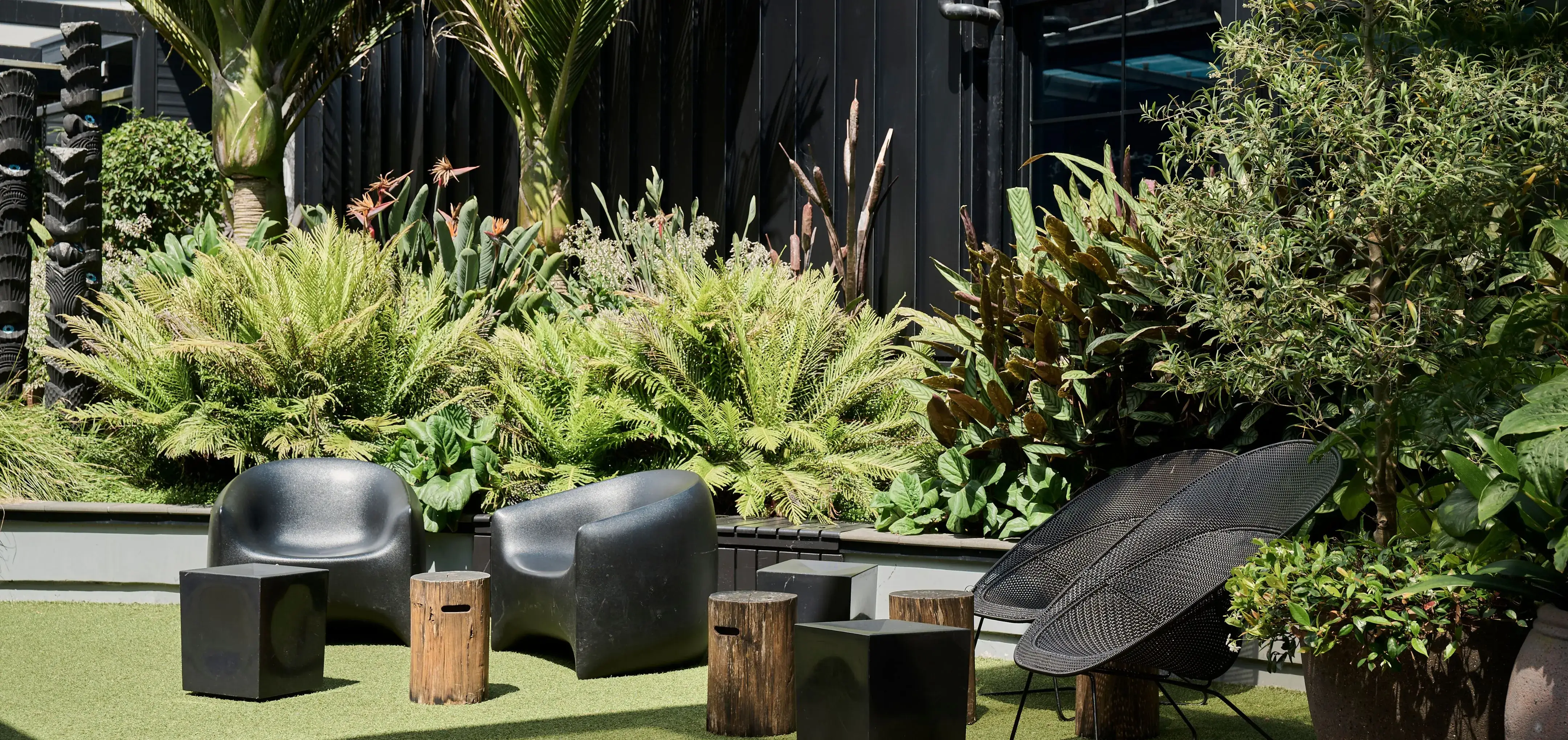 From green walls filled with 18,000 plants to expansive interior planting, Westfield Newmarket delivers a shopping experience like no other.