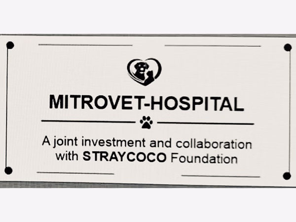 Schild Mitrovet Tierspital Kosovo