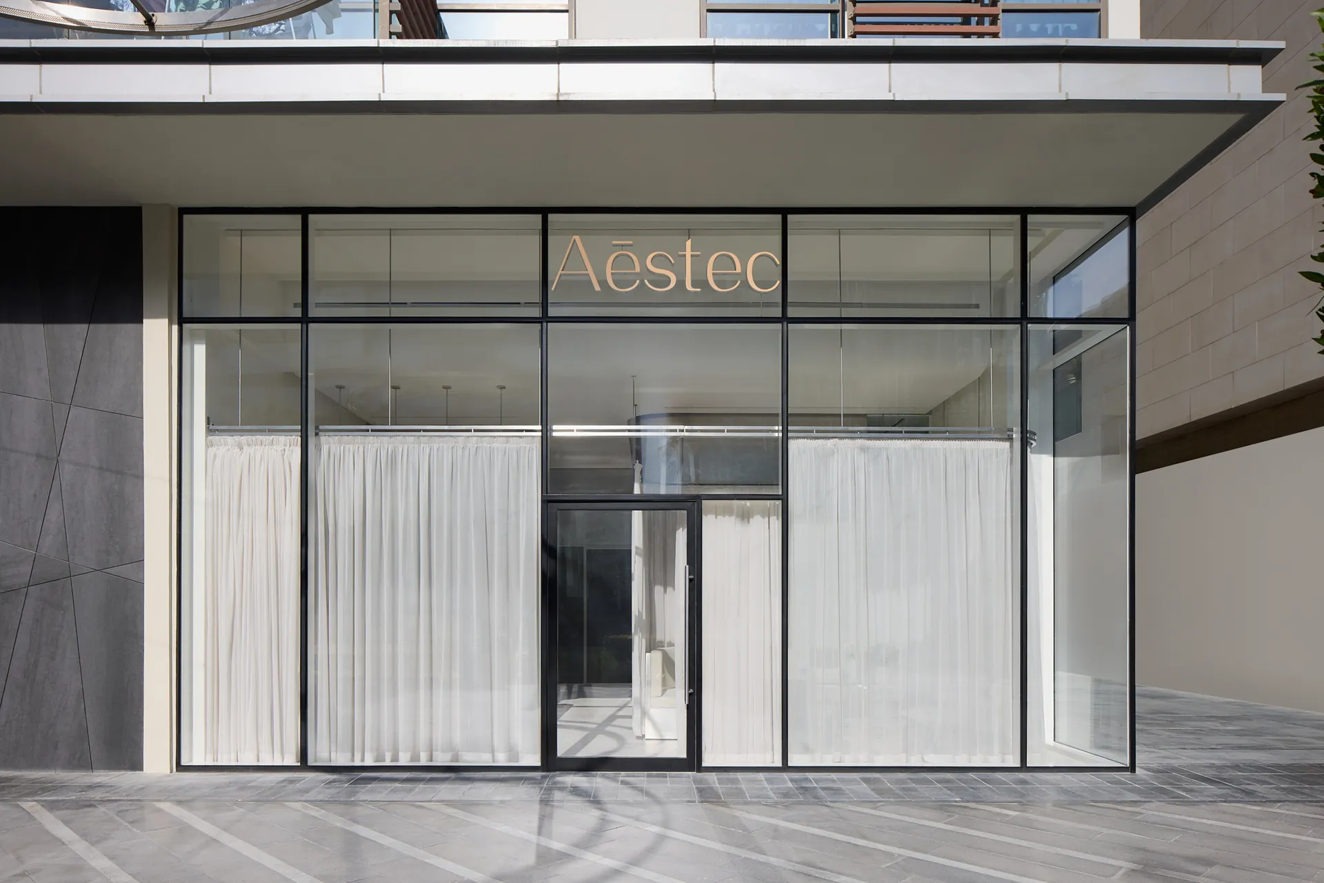 Aēstec clinic on Sheikh Zayed Road, Dubai