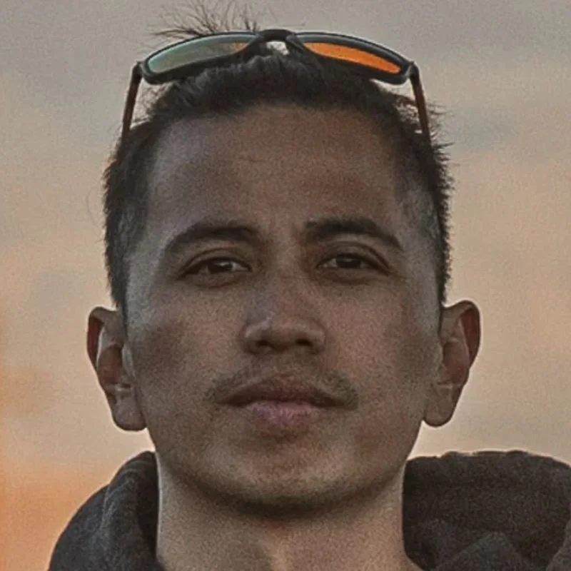 Phillip Velayo