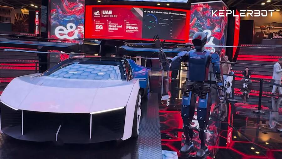 Kepler Forerunner K2 humanoid robot at Gitex Global