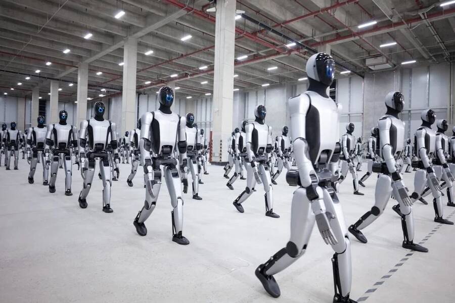 UBTECH Walker S1 factory humanoid robot