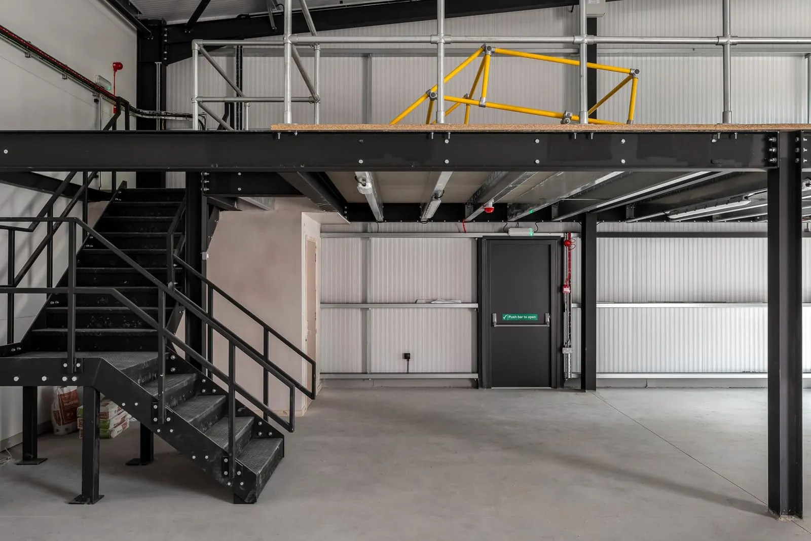 Fire-rated industrial doors for commercial and industrial buildings