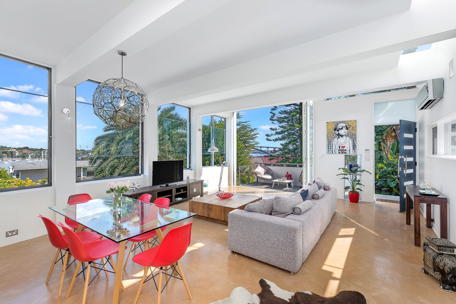 Open-plan living area, real estate photography by UberRE