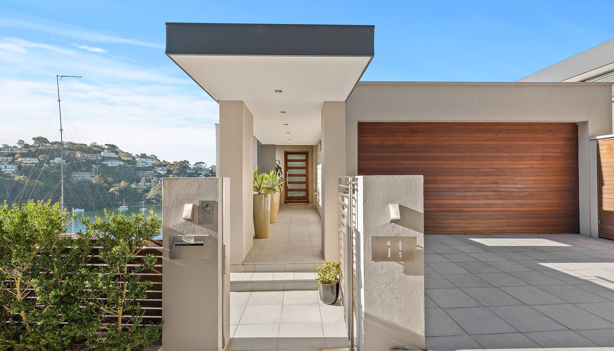 Modern Sydney home with harbour views photographed by UberRE