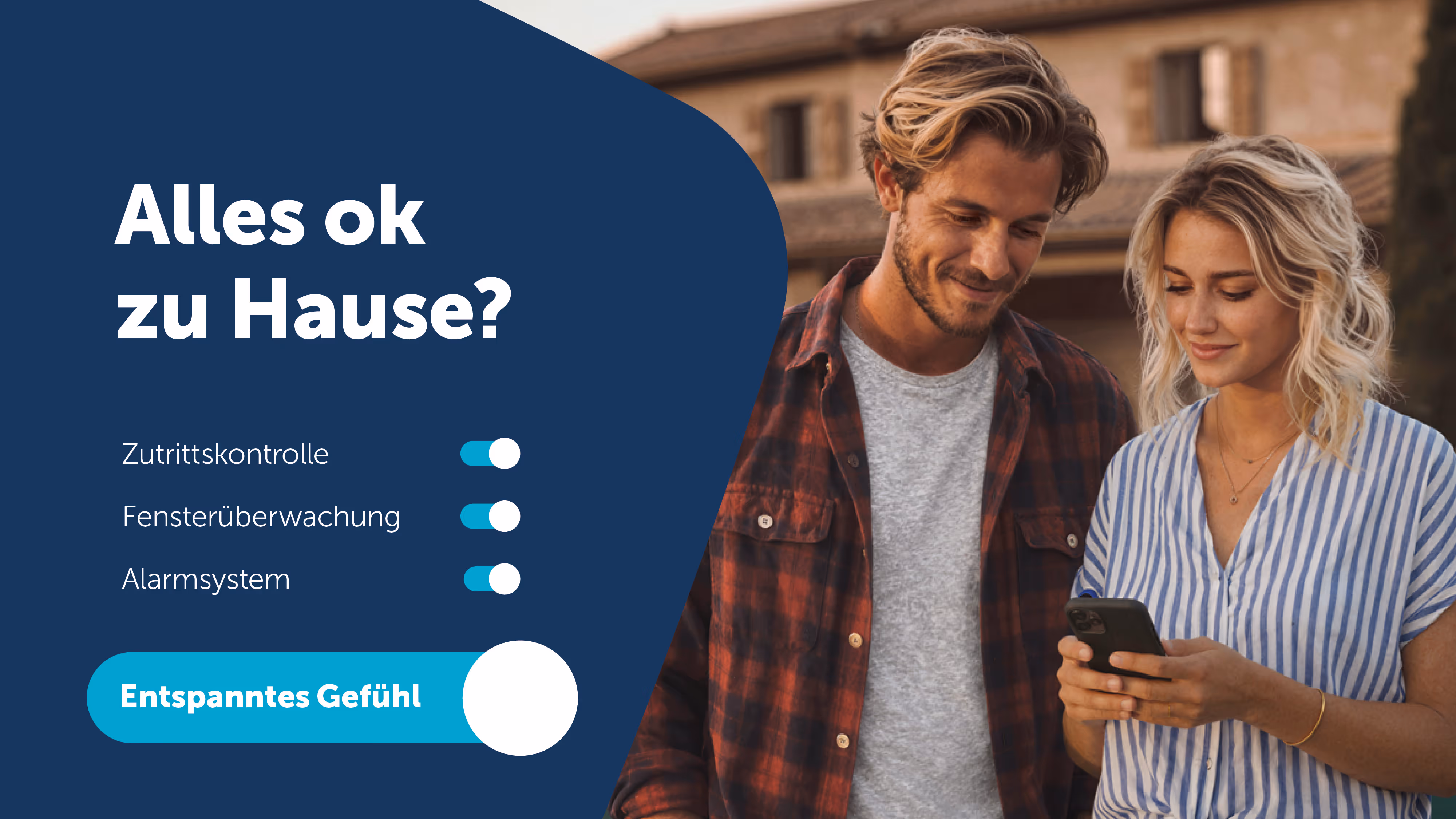 Smiling young man and woman looking at a smartphone beside a blue panel with German text about home security controls and a button labeled Entspanntes Gefühl.