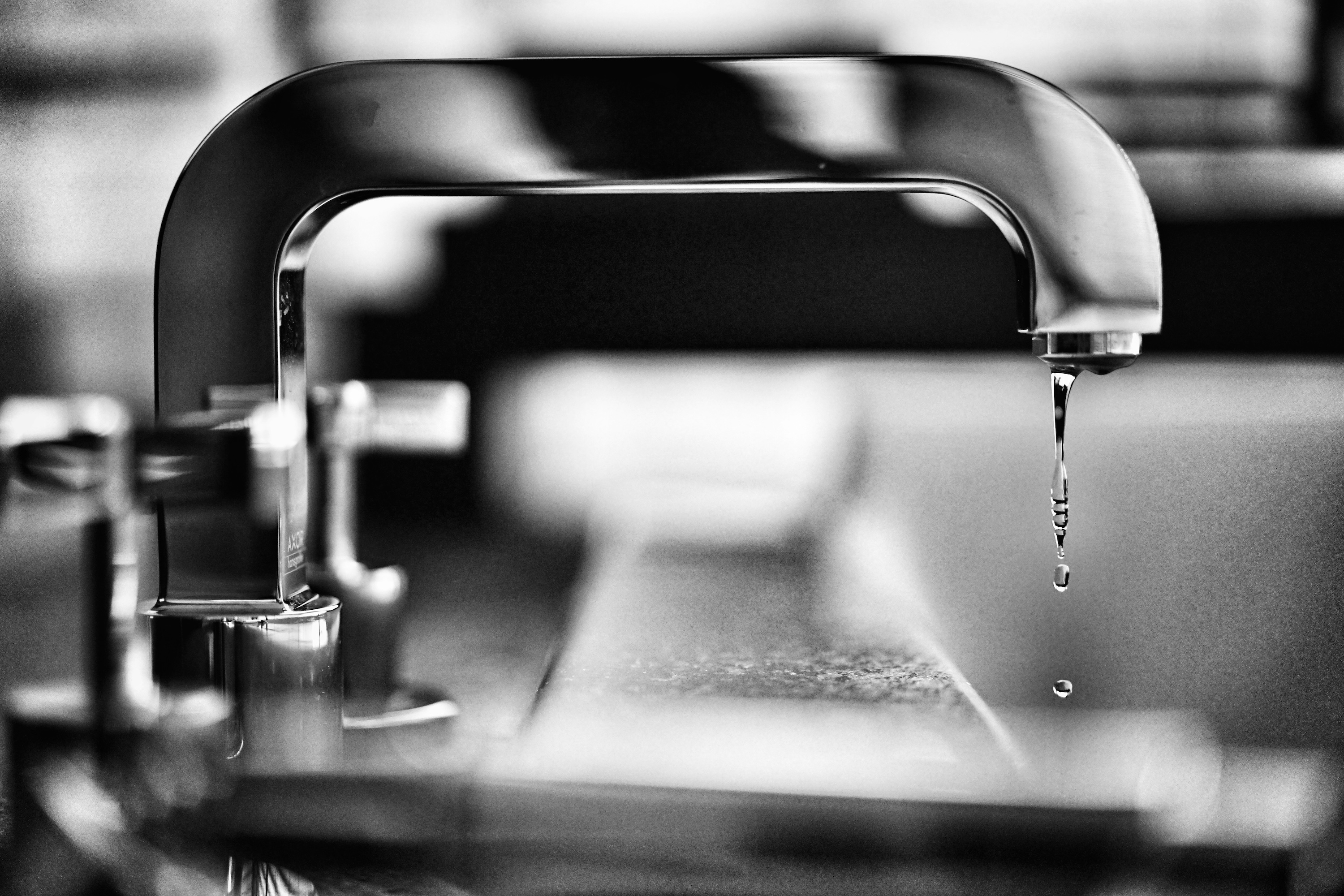 Comment prévenir les fuites d’eau à la maison (et éviter les gros dégâts)