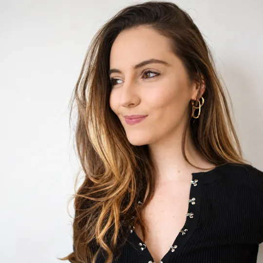 Portrait de Samuelle, architecte d’intérieur à Lille.