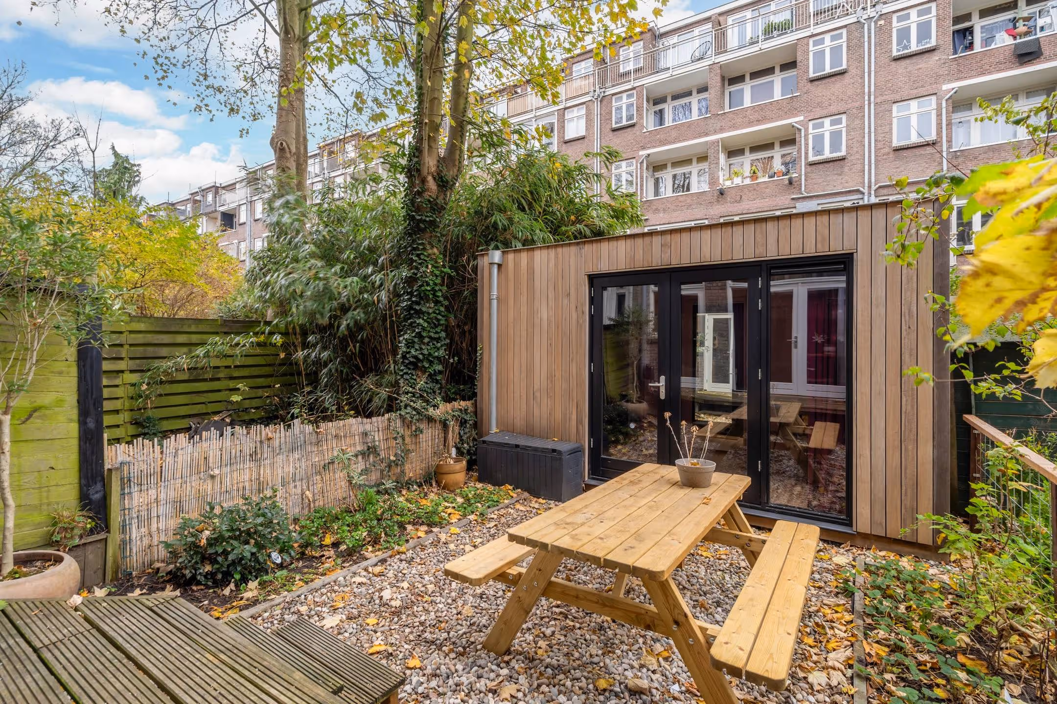 Premium luxe prefab buitenverblijf, tuinkantoor, gastenverblijf of mantelzorgwoning door Comuna