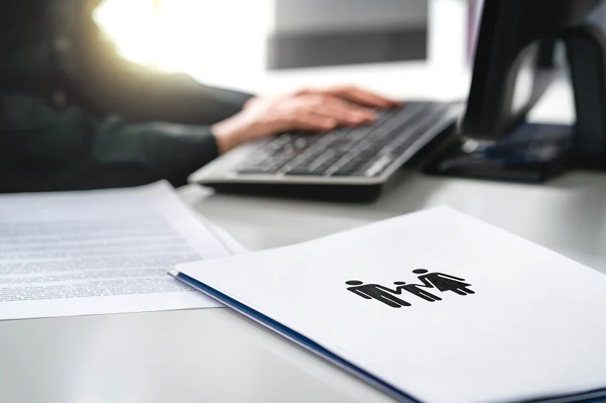 Discover the average cost of a custody battle in Texas, from filing fees to attorney expenses. San Antonio family lawyers share their experience.