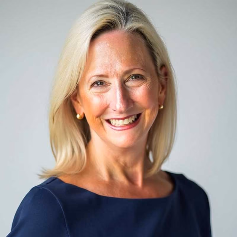 Libby Wolfe Baldwin headshot