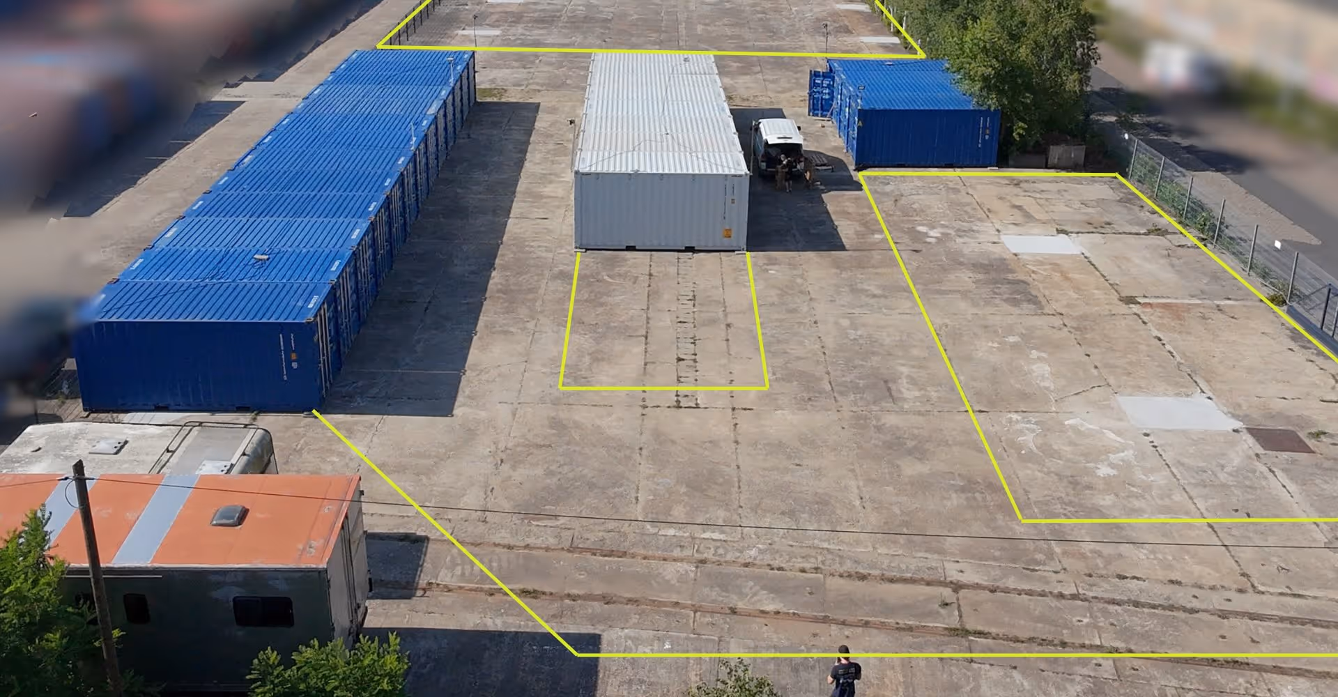 Lagerpark Lagercontainer Lagerraum Grundstück gesichert und überwacht