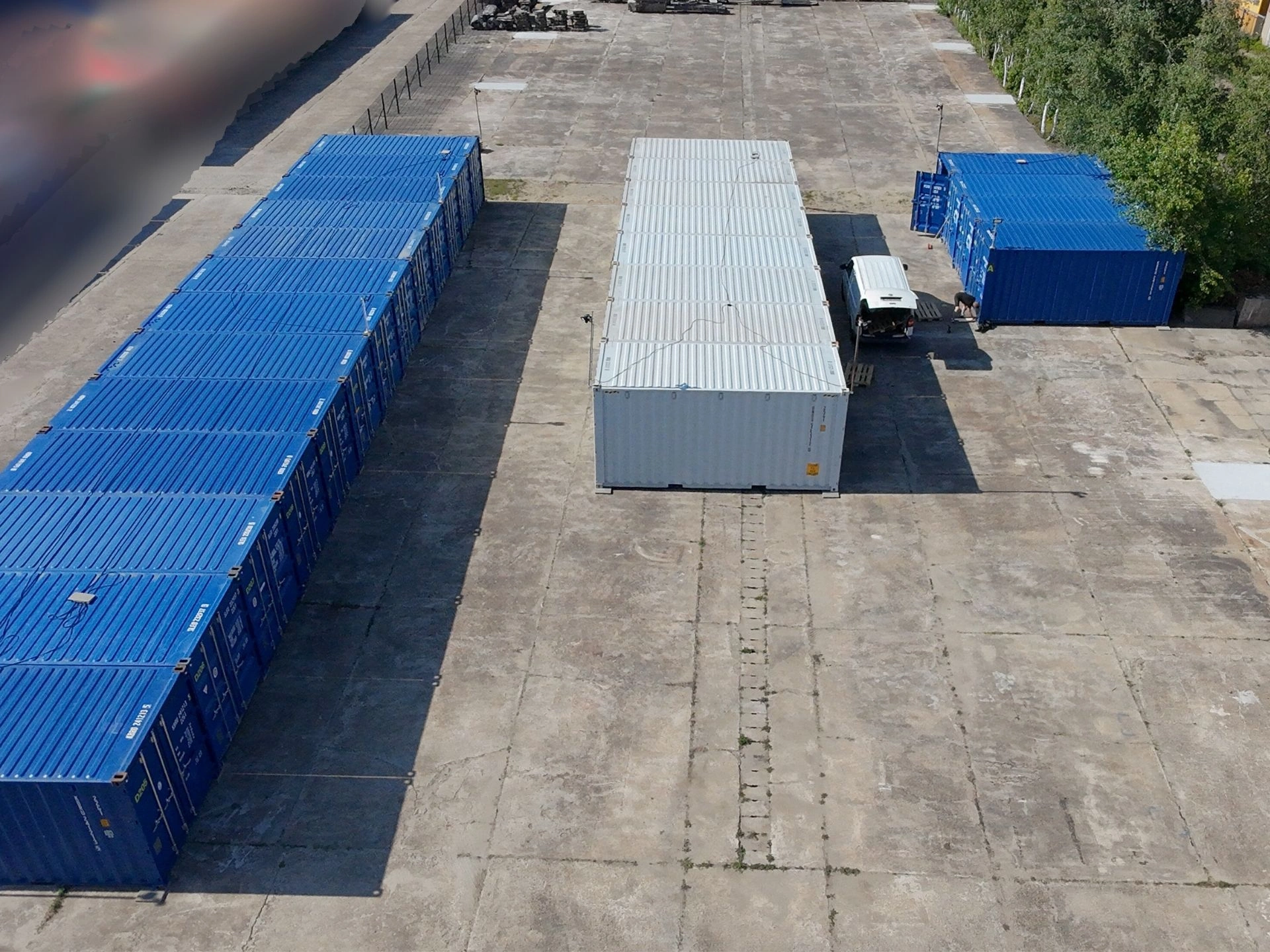 Will my belongings stay dry in the storage container?