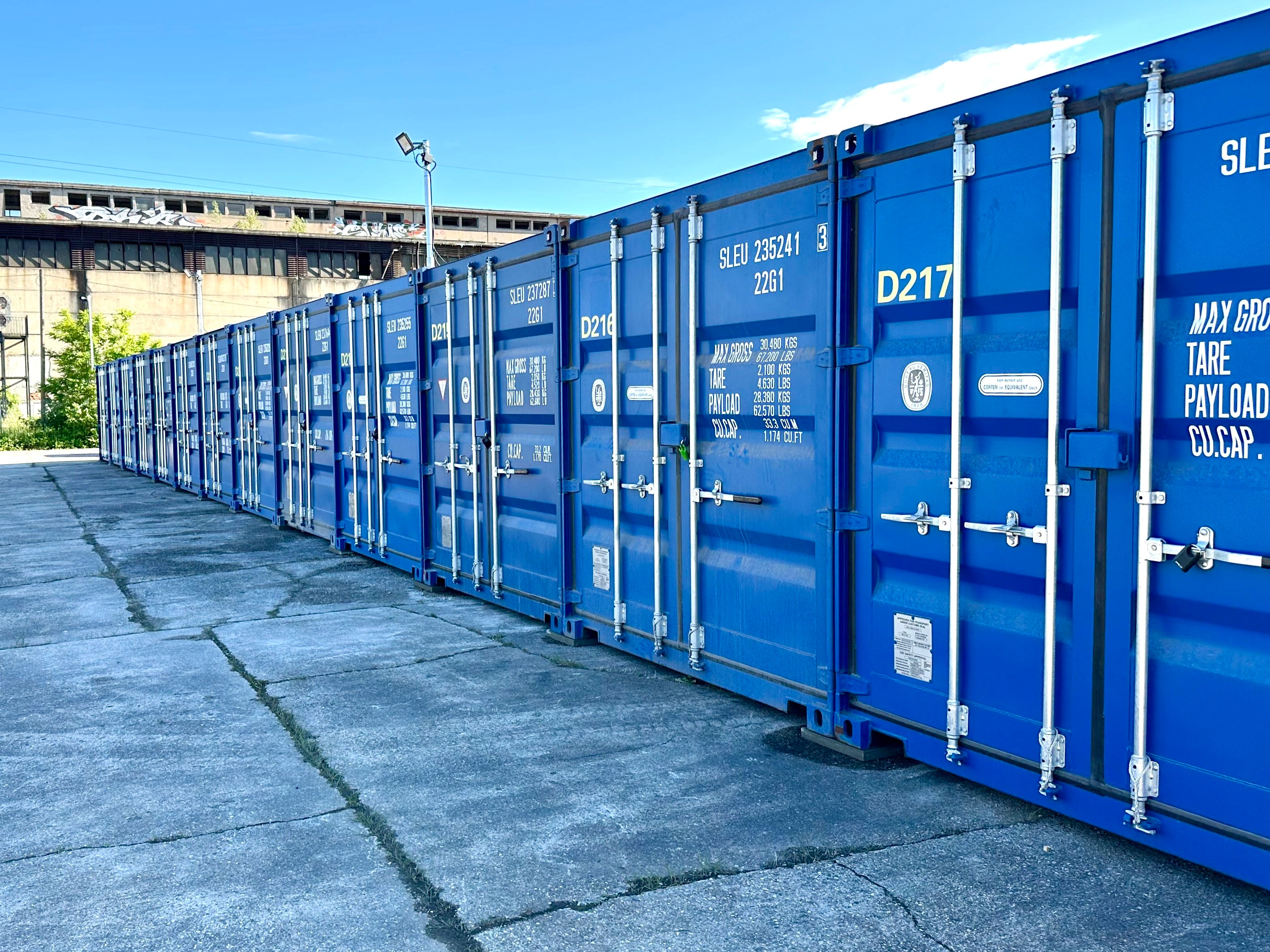 Storage containers or self storage: Why storage containers are simply the better and cheaper solution