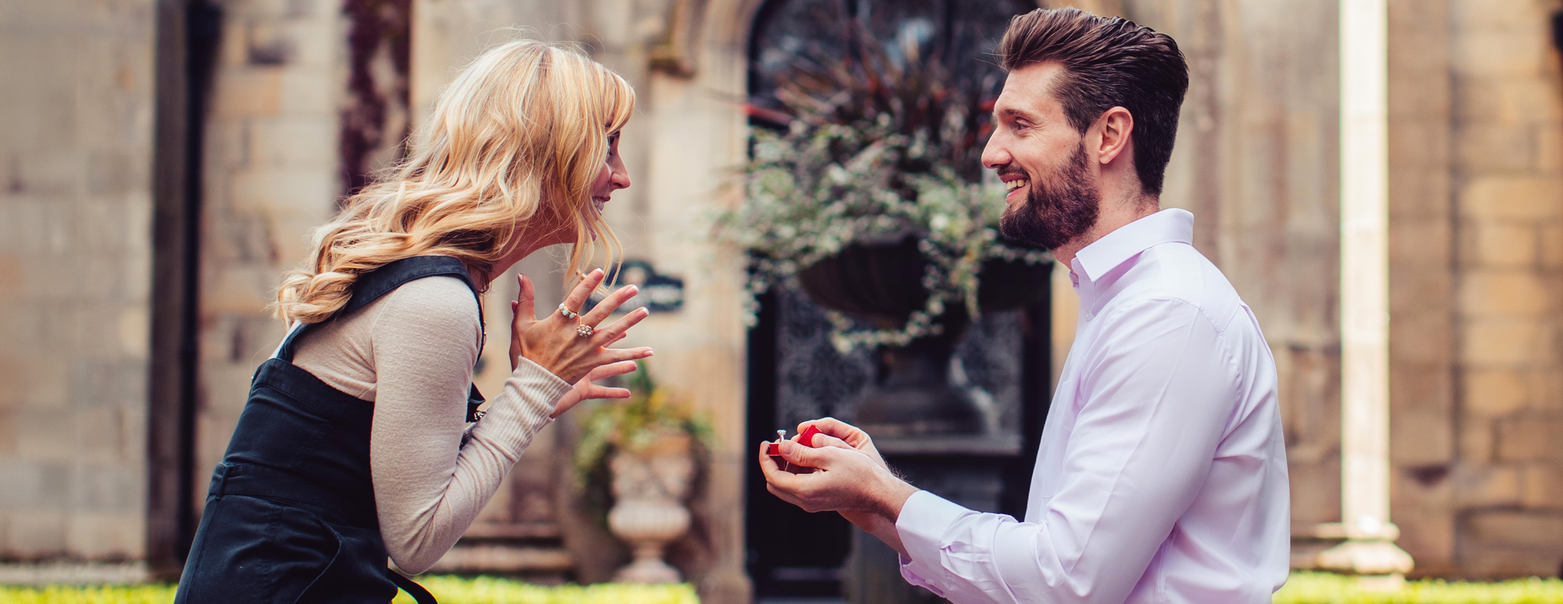 Product and lifestyle videography and photography for luxury jewellers. Proposal photo. Lifestyle storytelling.