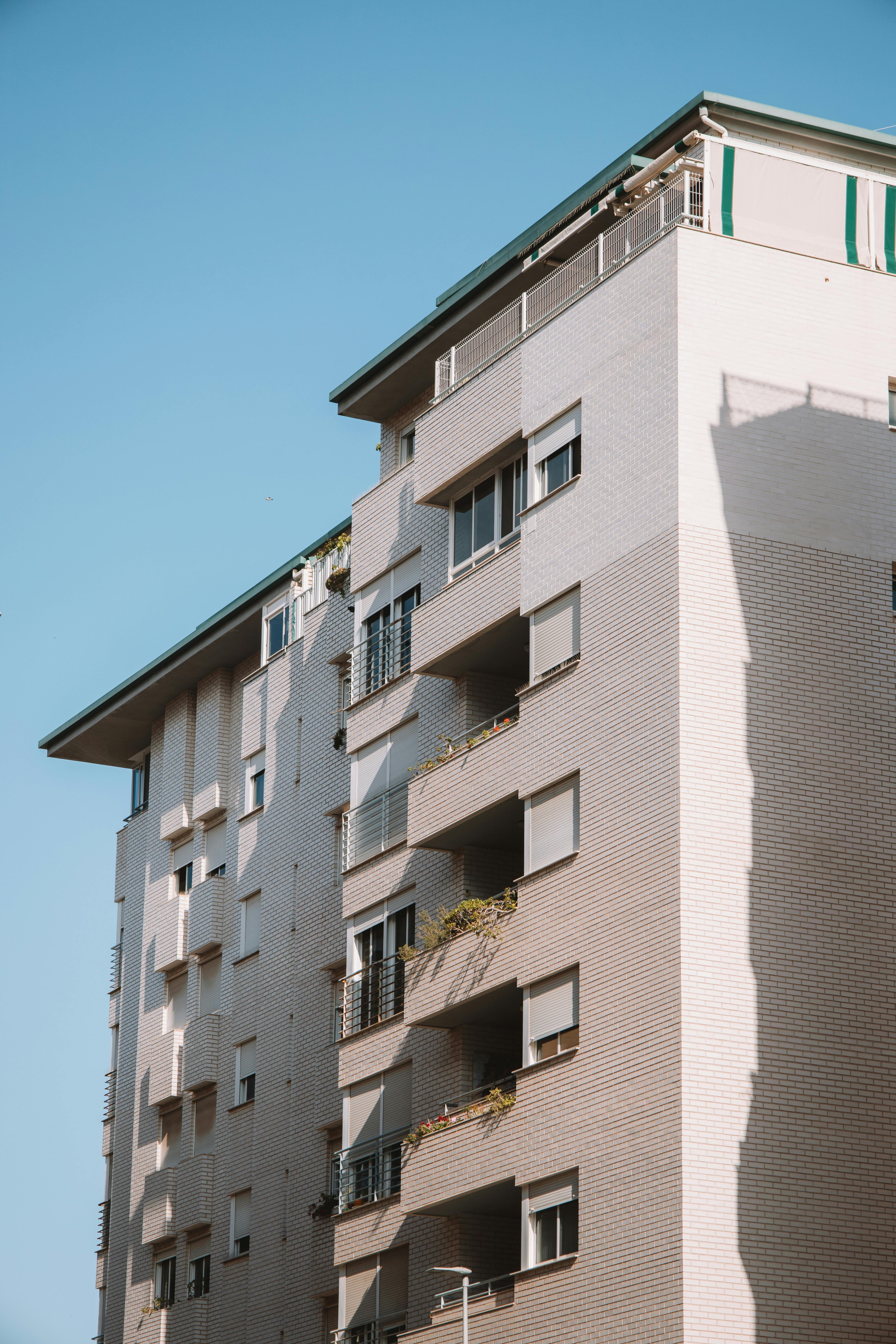 Andamento mercato immobiliare dal 2000 a oggi: prezzi e valori delle case