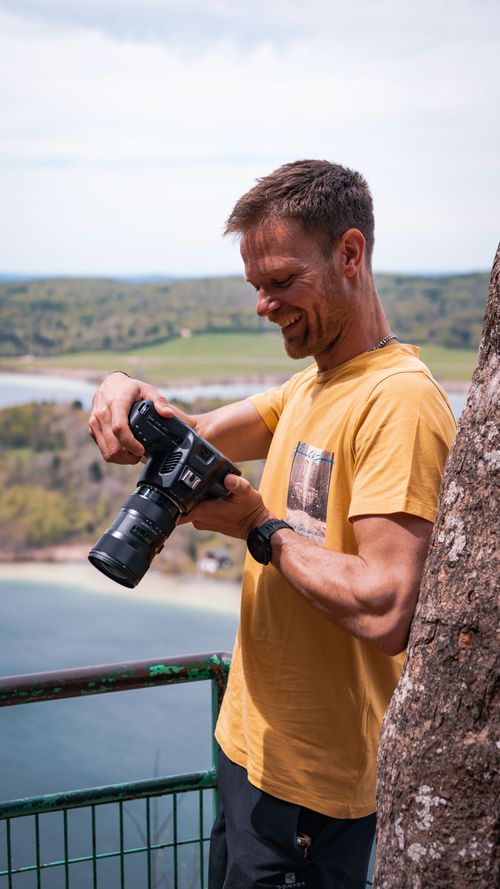 freelance-videographer-videaste-camera-cine