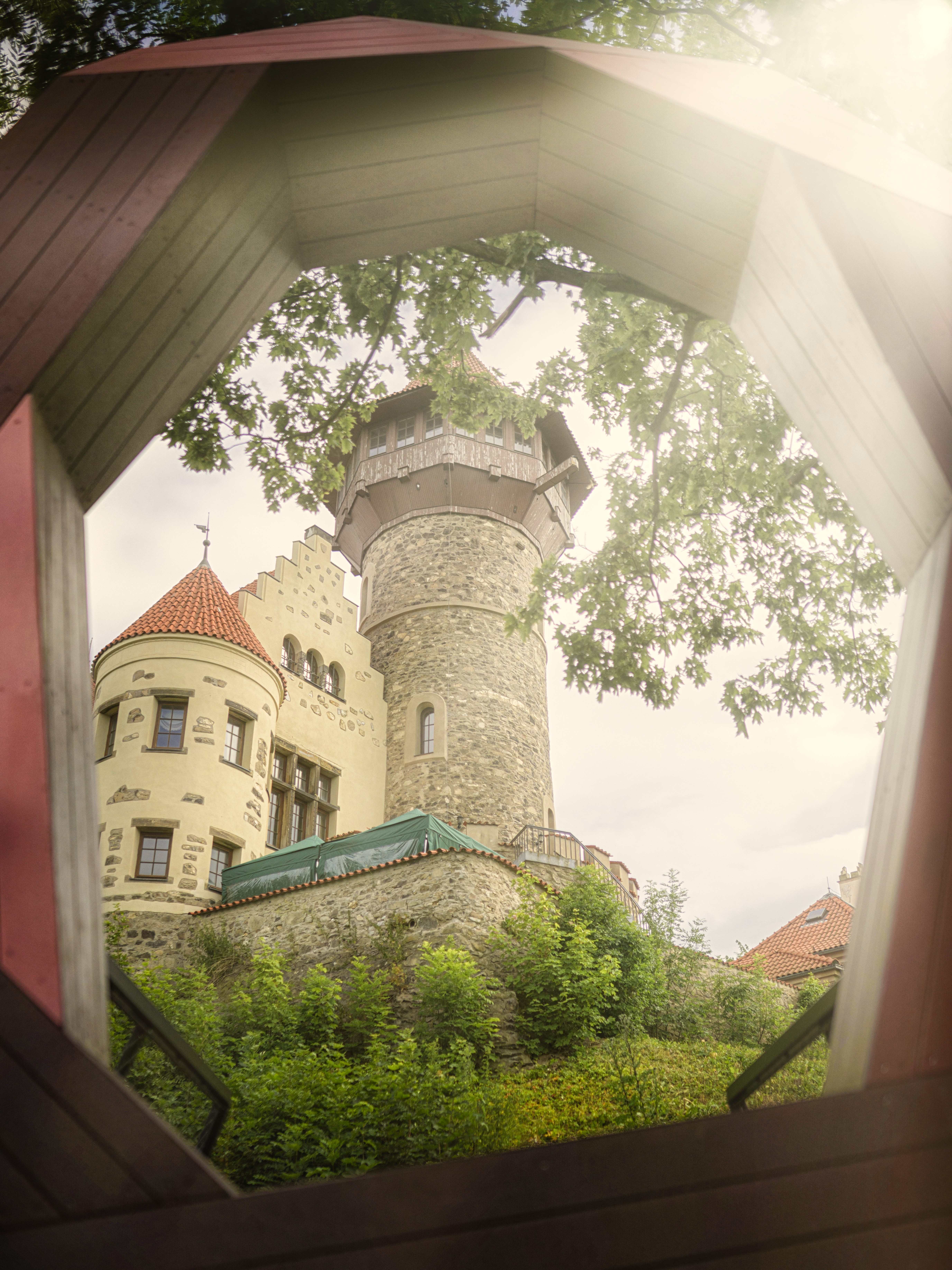 viepoint and photospot Hněvín