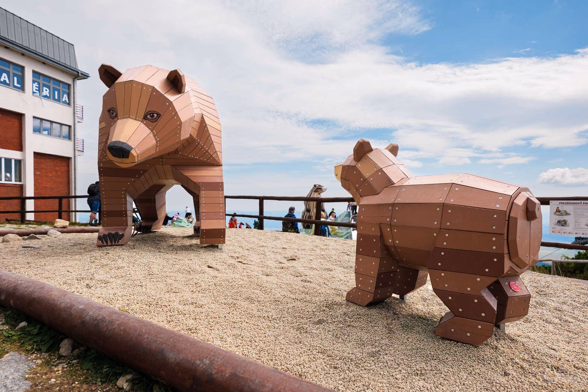 Play sculptures /Herní sochy