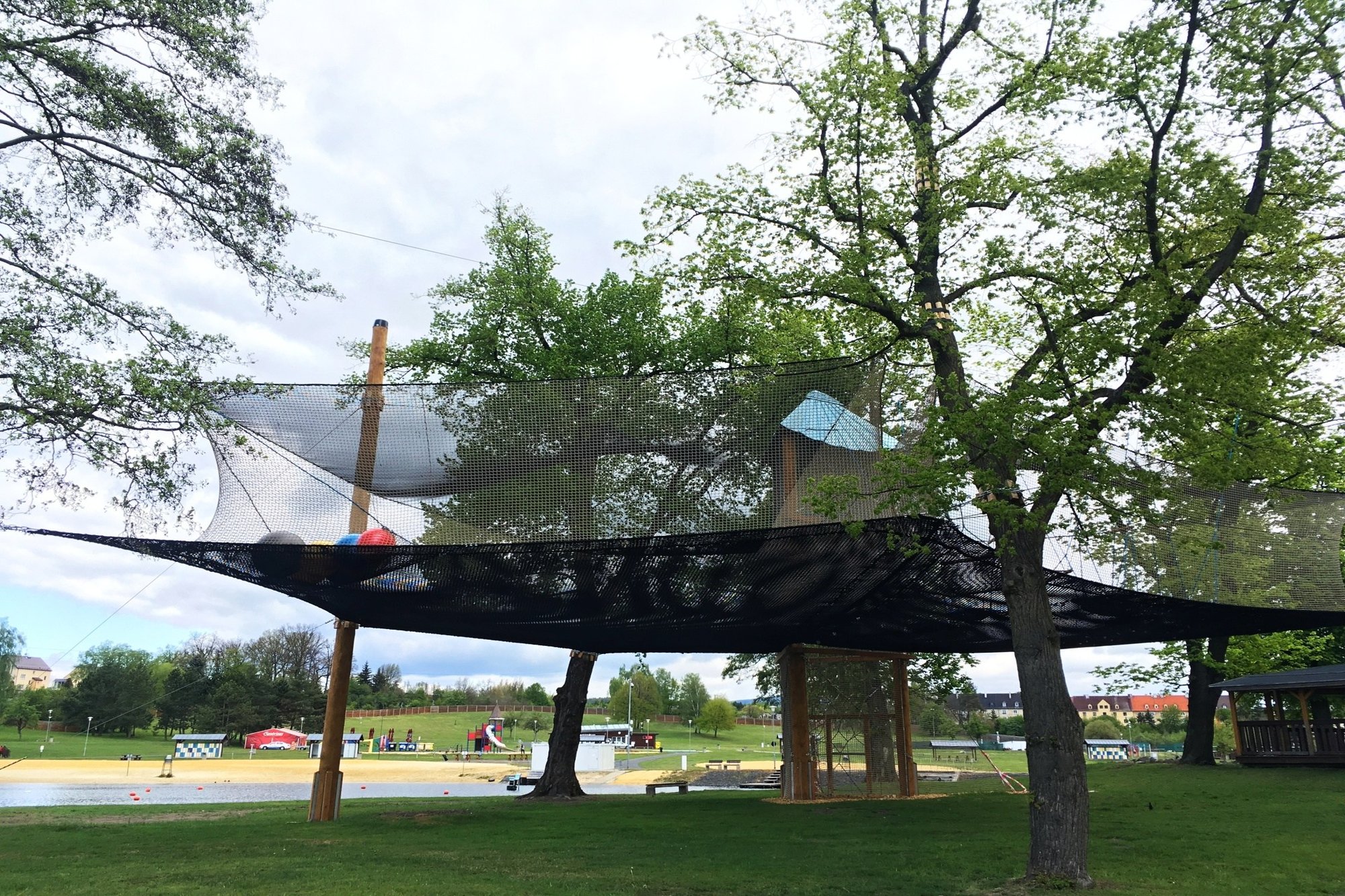 net attraction rolava