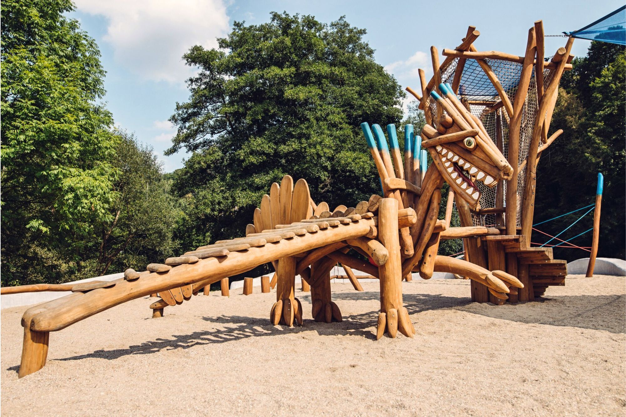 dragon play sculpture