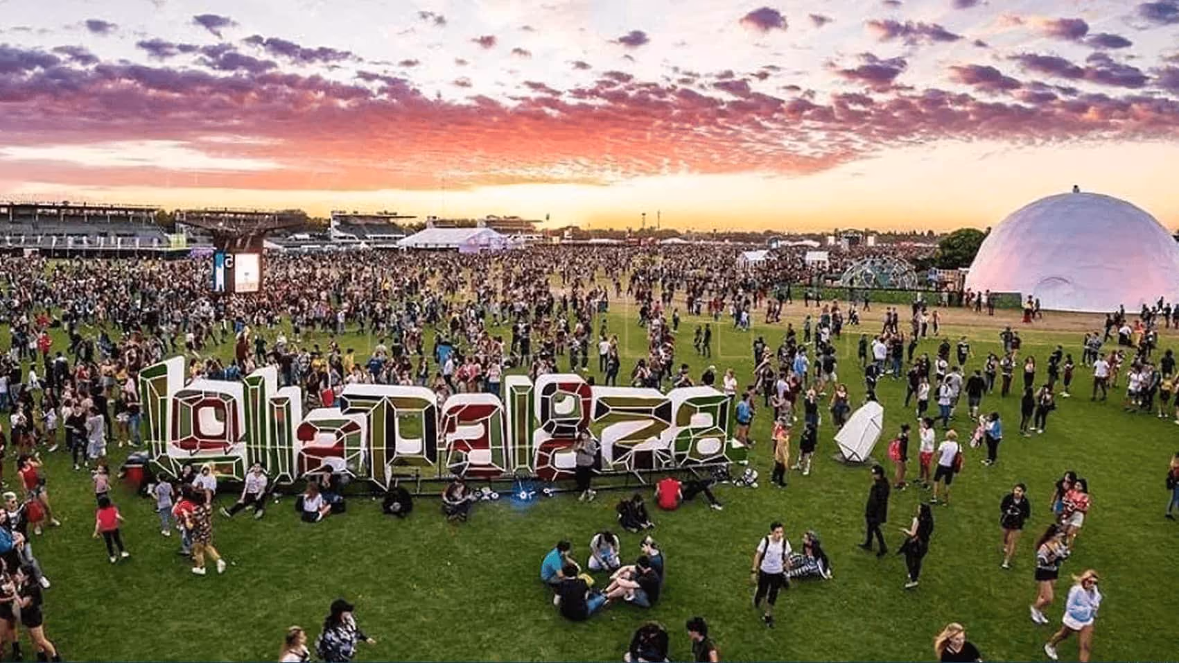 22 meter geodesic dome immersive experience at Lollapalooza Buenos Aires