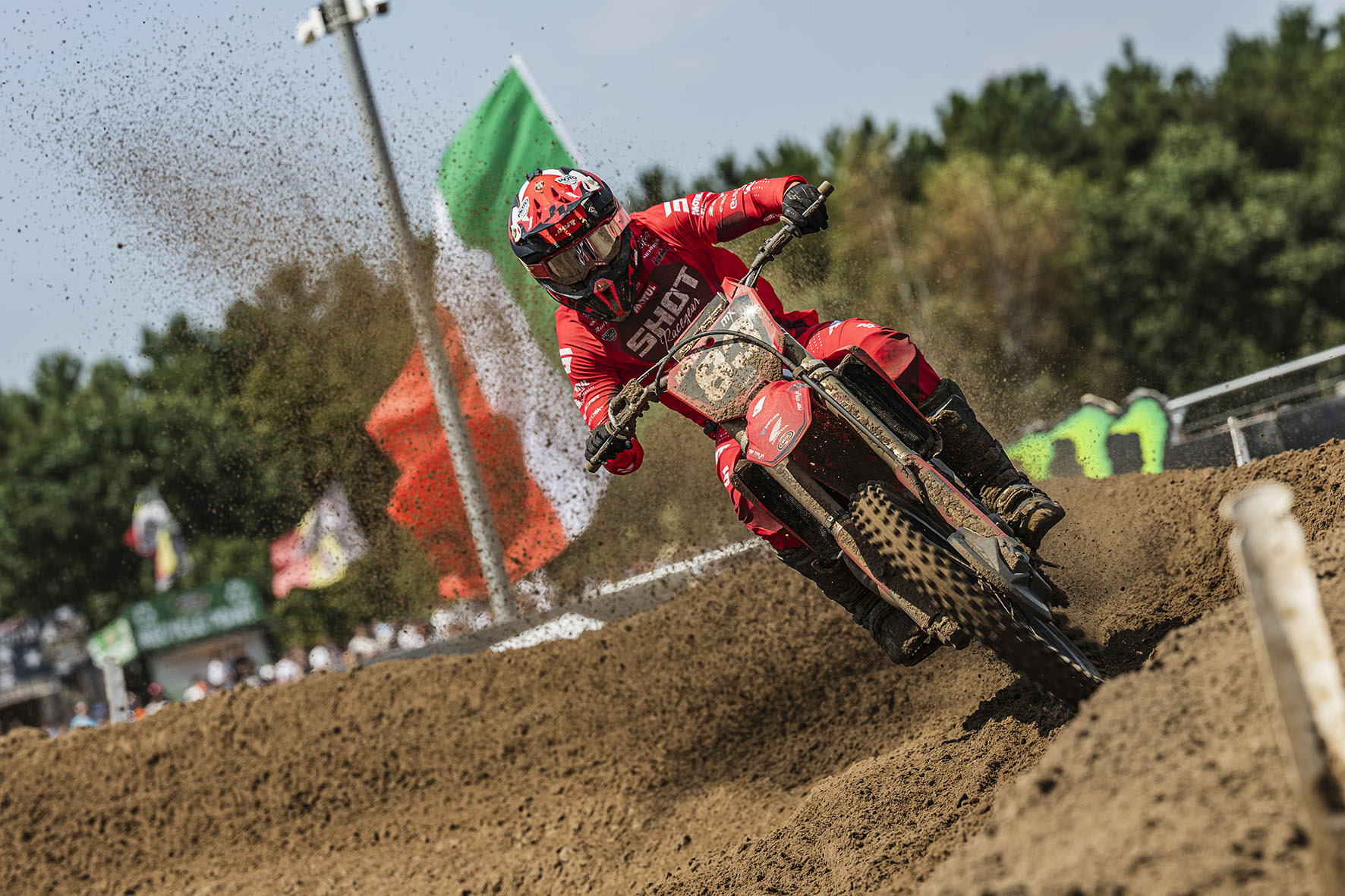 PASSI AVANTI E VELOCITÀ DI RITMO PER IL TEAM