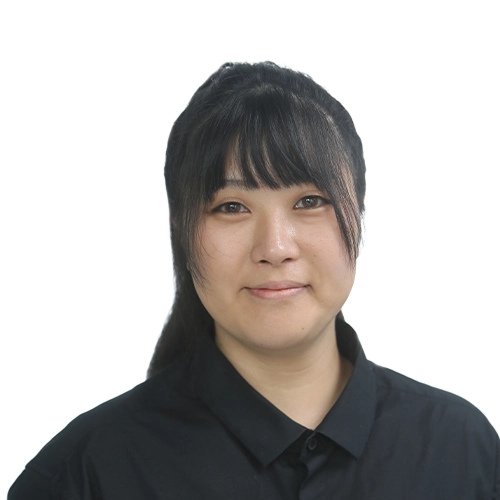 A headshot of Hitomi Bremmer.