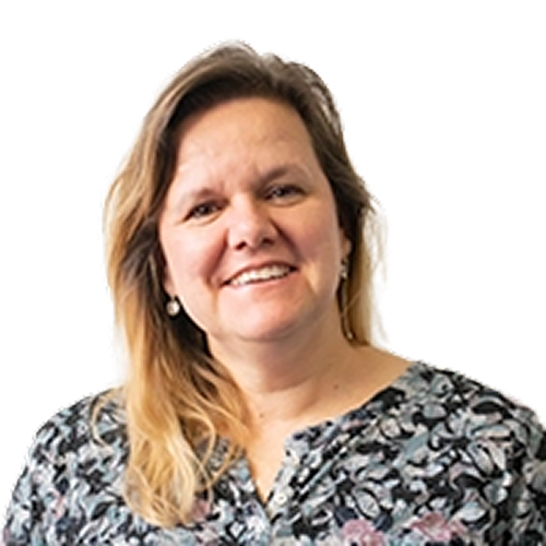 A headshot of Kerstin Kauselmann de Suárez