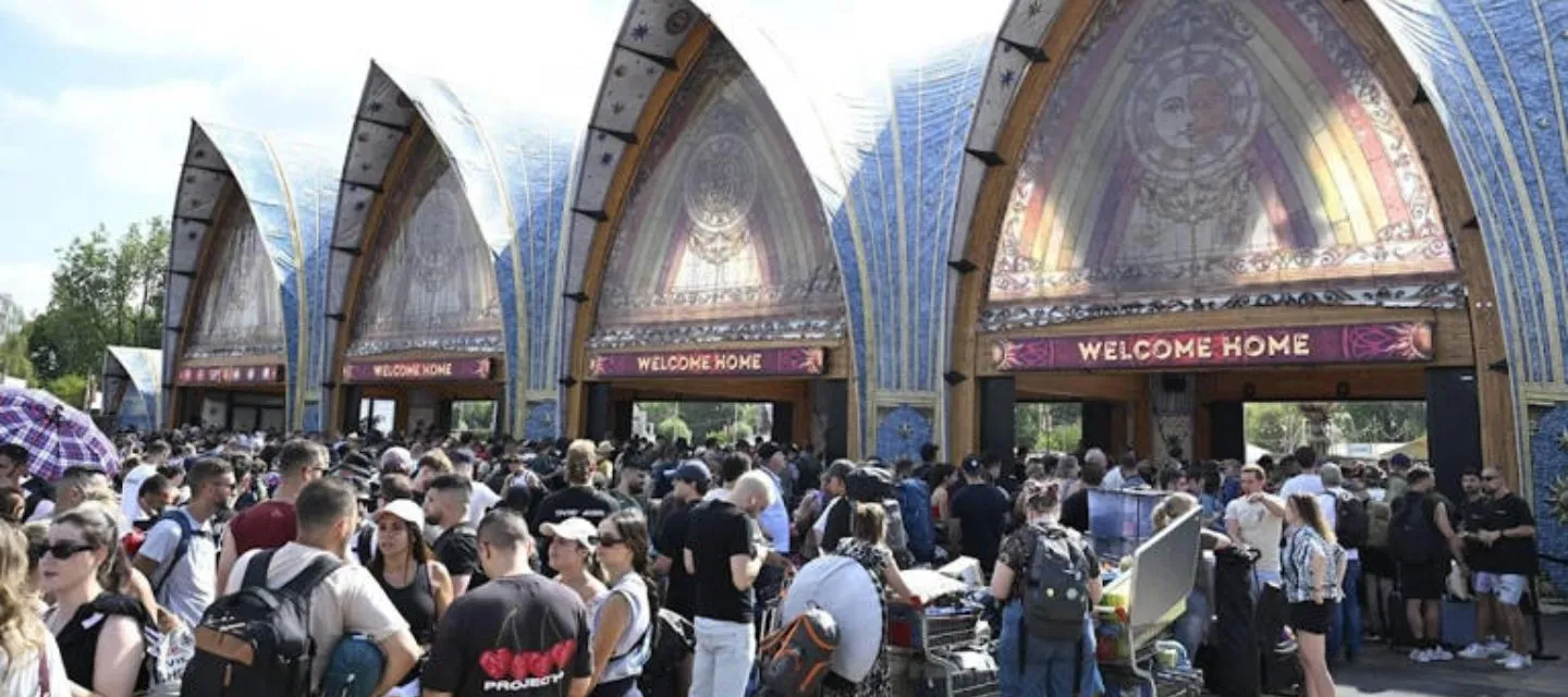 Tomorrowland abrió su camping