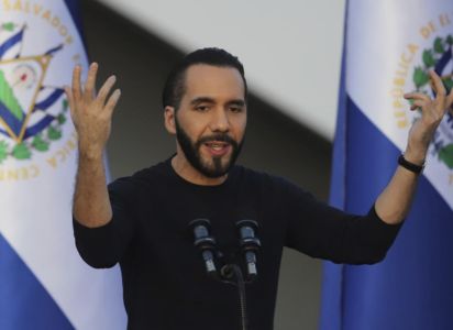 Aprueban en El Salvador la reelección presidencial indefinida