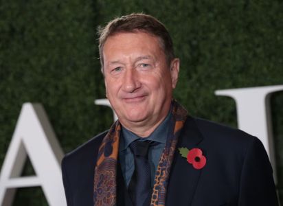 ‍Steven Knight escribirá James Bond