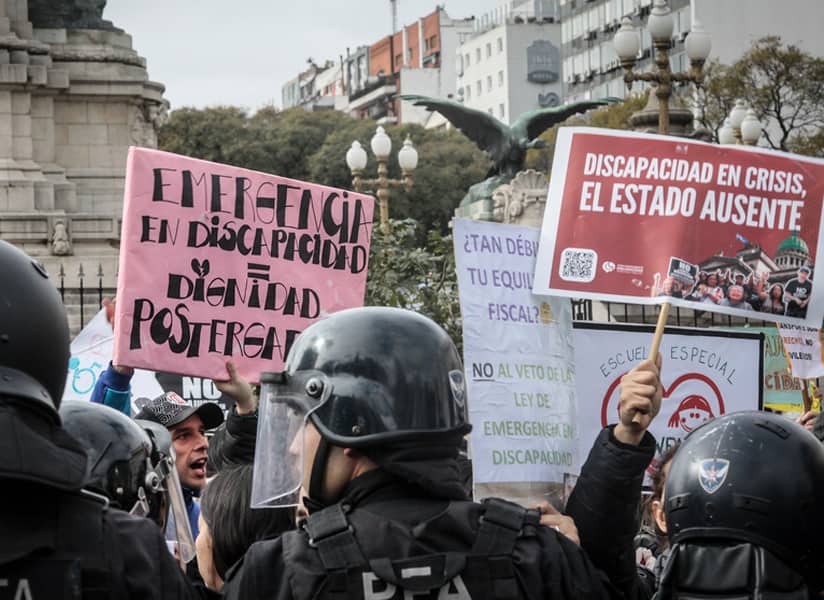 Protestas contra Milei por veto en aumento de pensiones