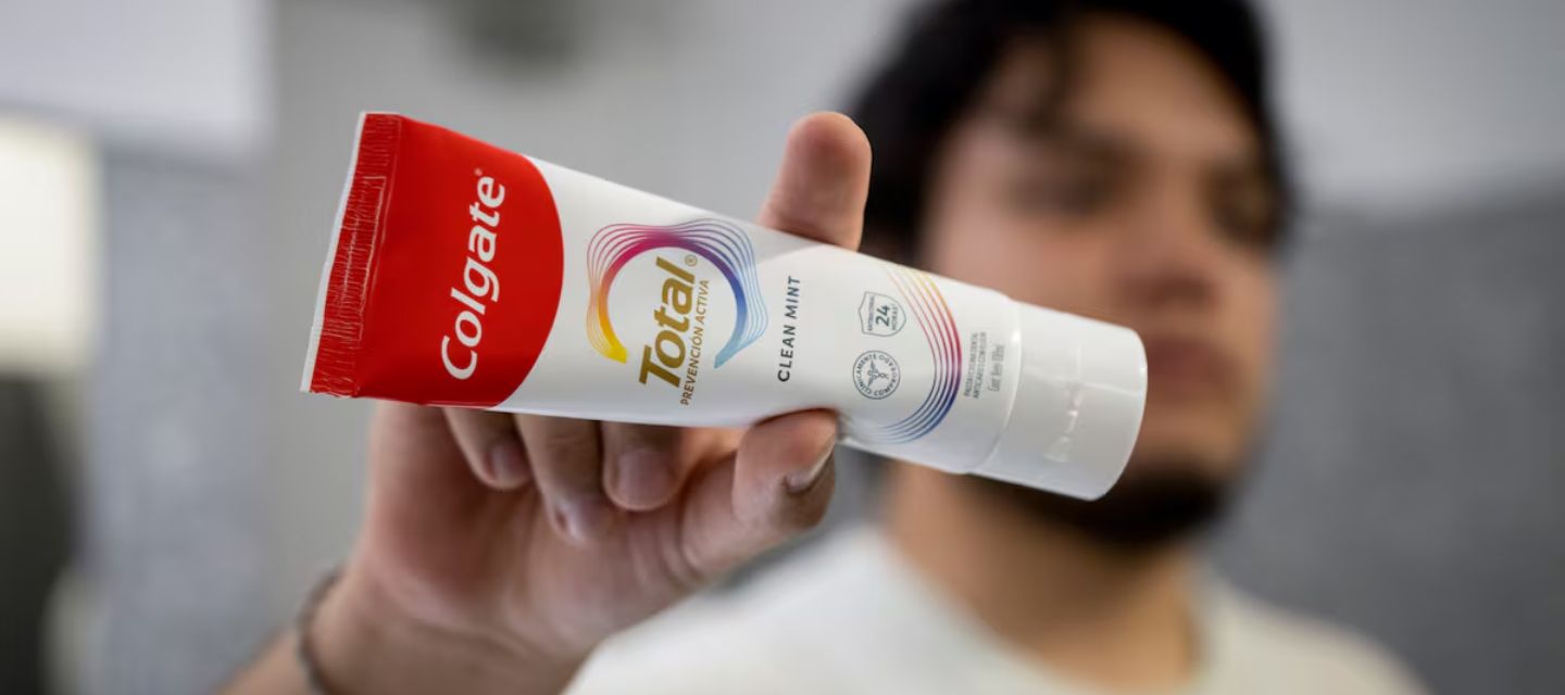 México retira crema Colgate Total Clean Mint