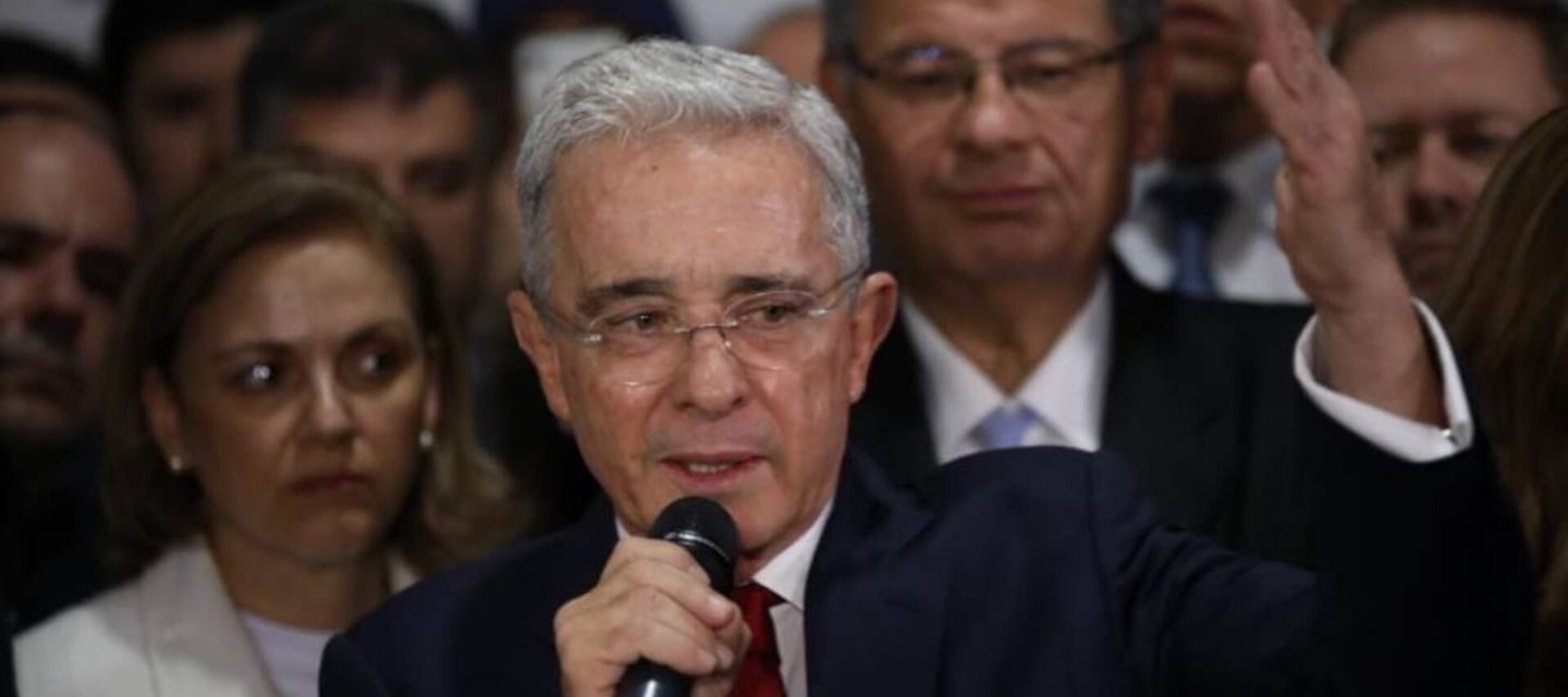 Álvaro Uribe renuncia a la prescripción de su proceso