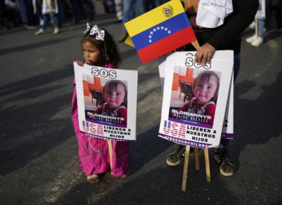 Madres venezolanas deportadas piden ayuda a Melania Trump 