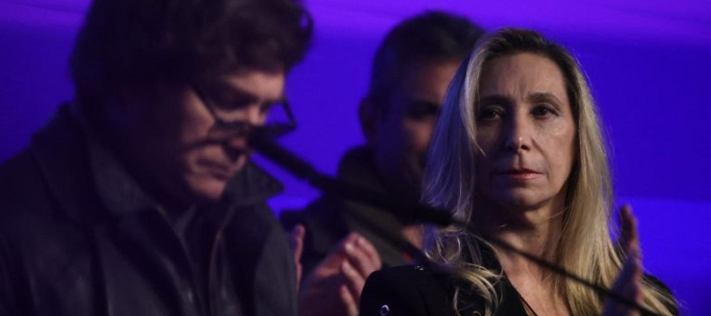 Milei analiza con su gabinete su derrota ante el peronismo